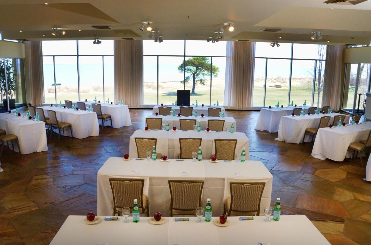 Illinois Beach Resort & Conf. Center; Best Western Premier Collection Zion 외부 사진