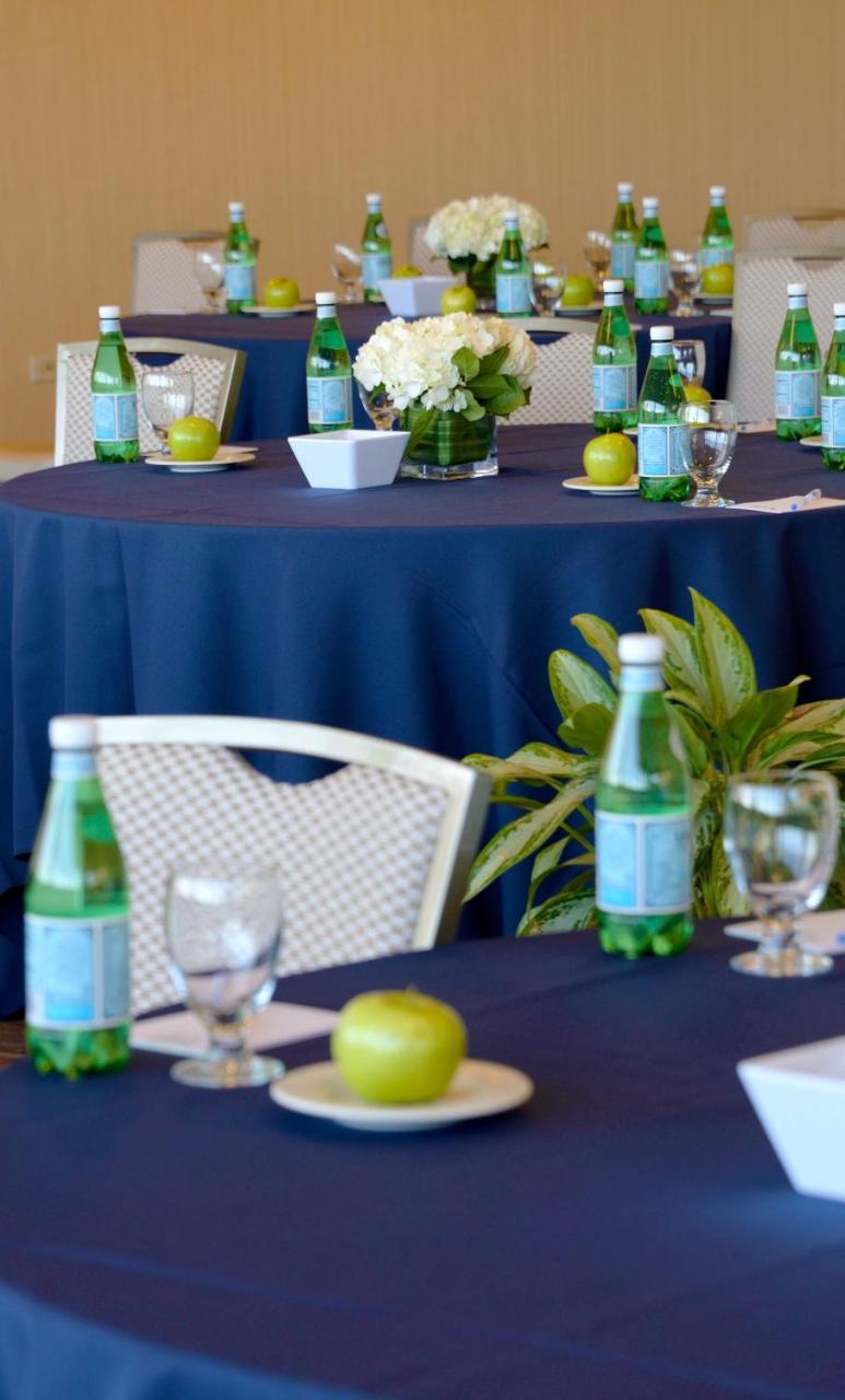 Illinois Beach Resort & Conf. Center; Best Western Premier Collection Zion 외부 사진