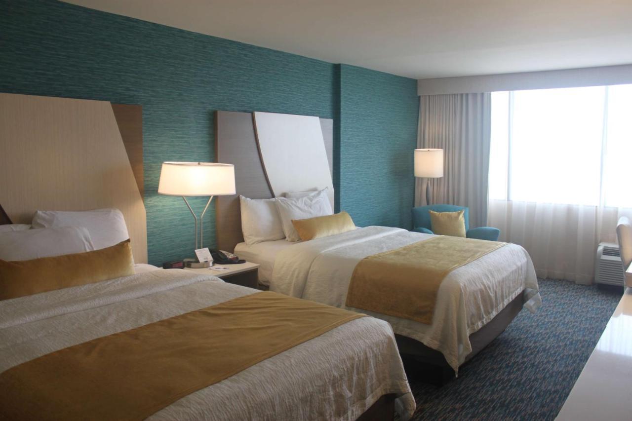 Illinois Beach Resort & Conf. Center; Best Western Premier Collection Zion 외부 사진